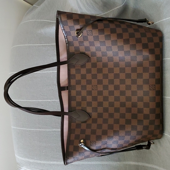 ๐ SOLD ๐ Louis Vuitton Neverfull MM in Damier Ebene - Picture 3 of 17